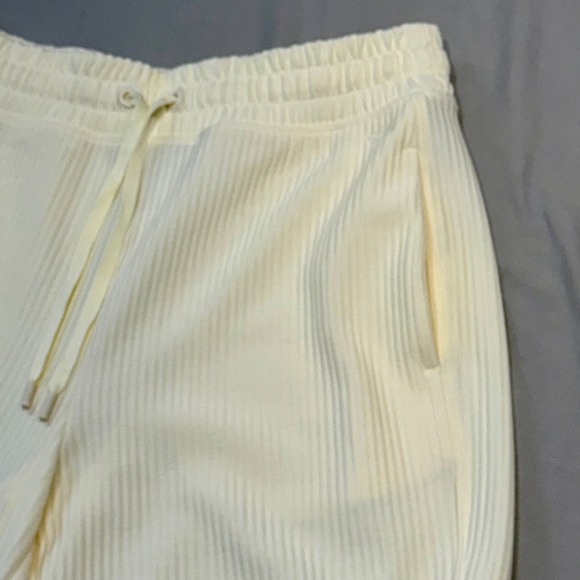 DSG Women's Everyday High Rise Ottoman Jogger Sweatpants Light Cream XS NEW - Picture 5 of 9